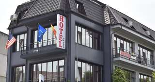 Отель Hotel Taco Бухарест-0