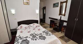 Отель Hotel Taco Бухарест Стандартный двухместный номер с 1 кроватью или 2 отдельными кроватями-16