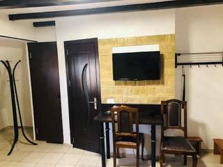 Отель Hotel Taco Бухарест Стандартный трехместный номер-6