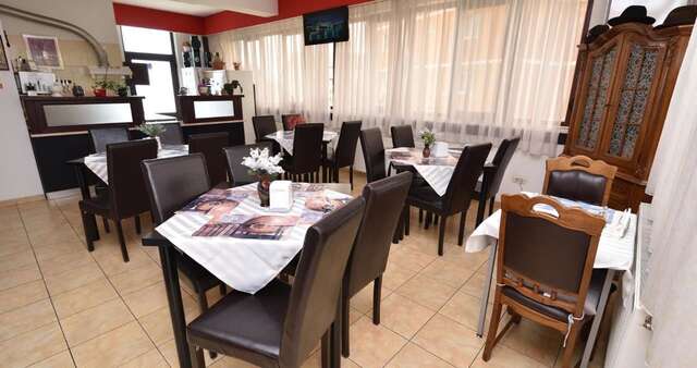 Отель Hotel Taco Бухарест-24