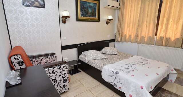 Отель Hotel Taco Бухарест-30